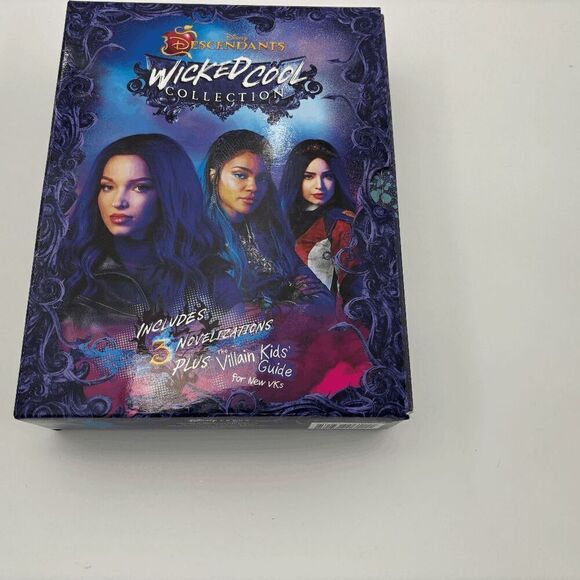 Disney Descendants Wicked Cool Collection 3 Novelizations & Villain Kids Guide - Picture 1 of 6